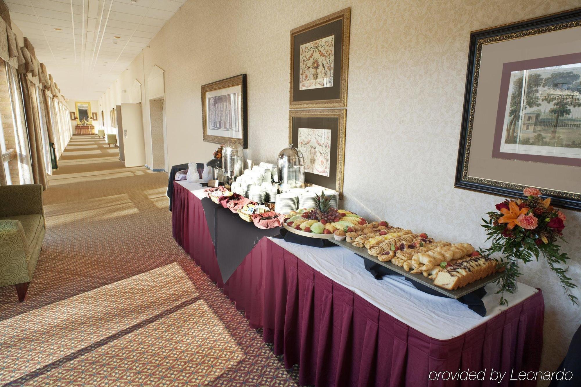 Fredericksburg Hospitality House Hotel Restaurant foto